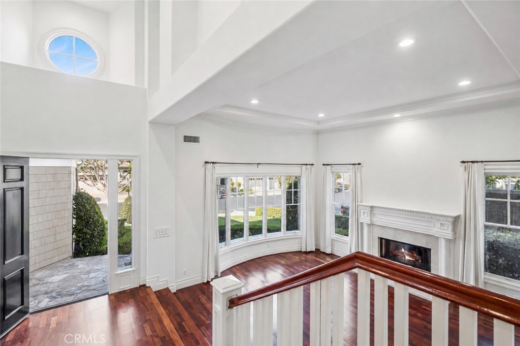 15 Jupiter Hills Drive