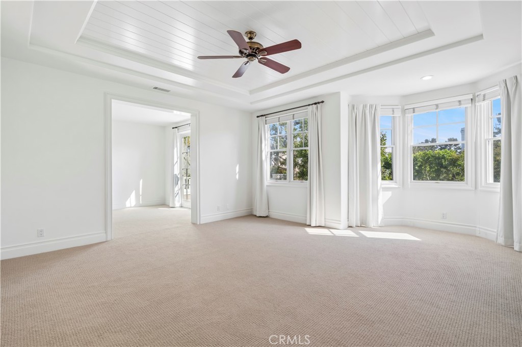 15 Jupiter Hills Drive
