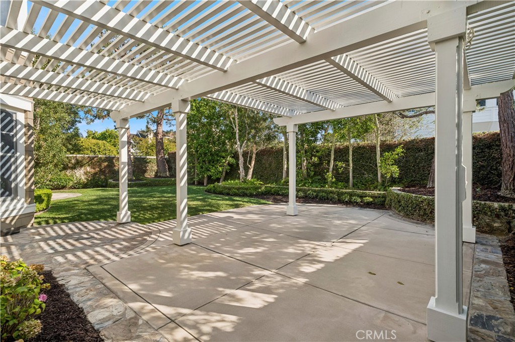 15 Jupiter Hills Drive