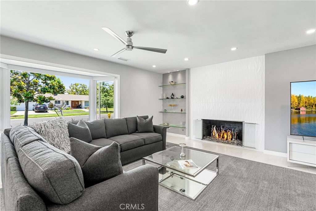 14322 Acacia Drive
