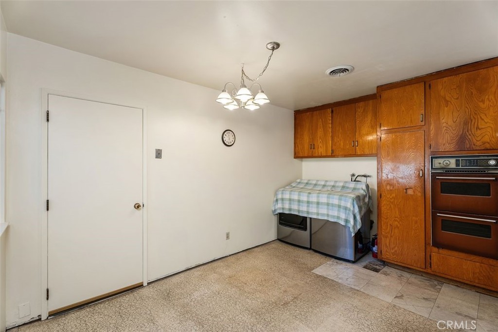 2864 W Westhaven Drive