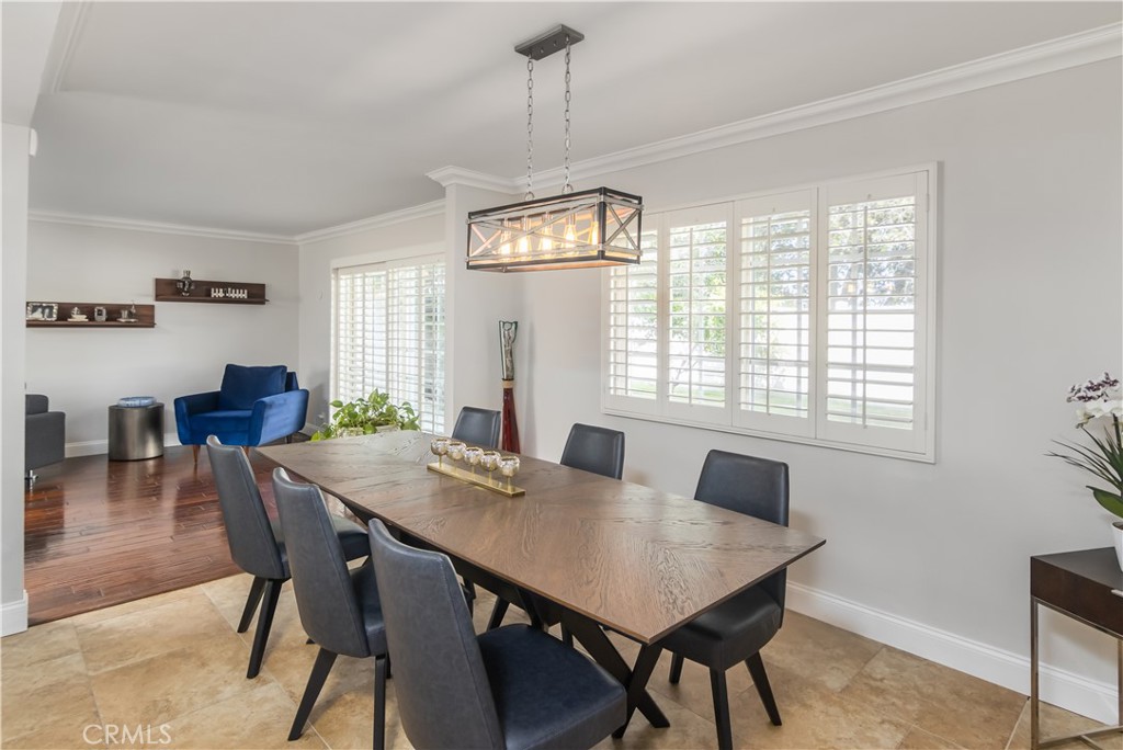 24331 Clipstone Street