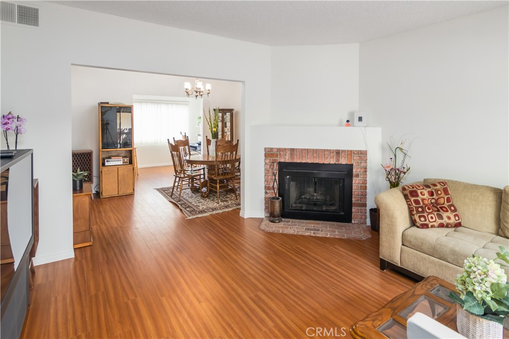 15023 Sherman Way C