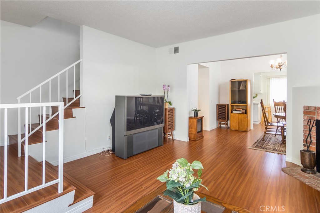15023 Sherman Way C