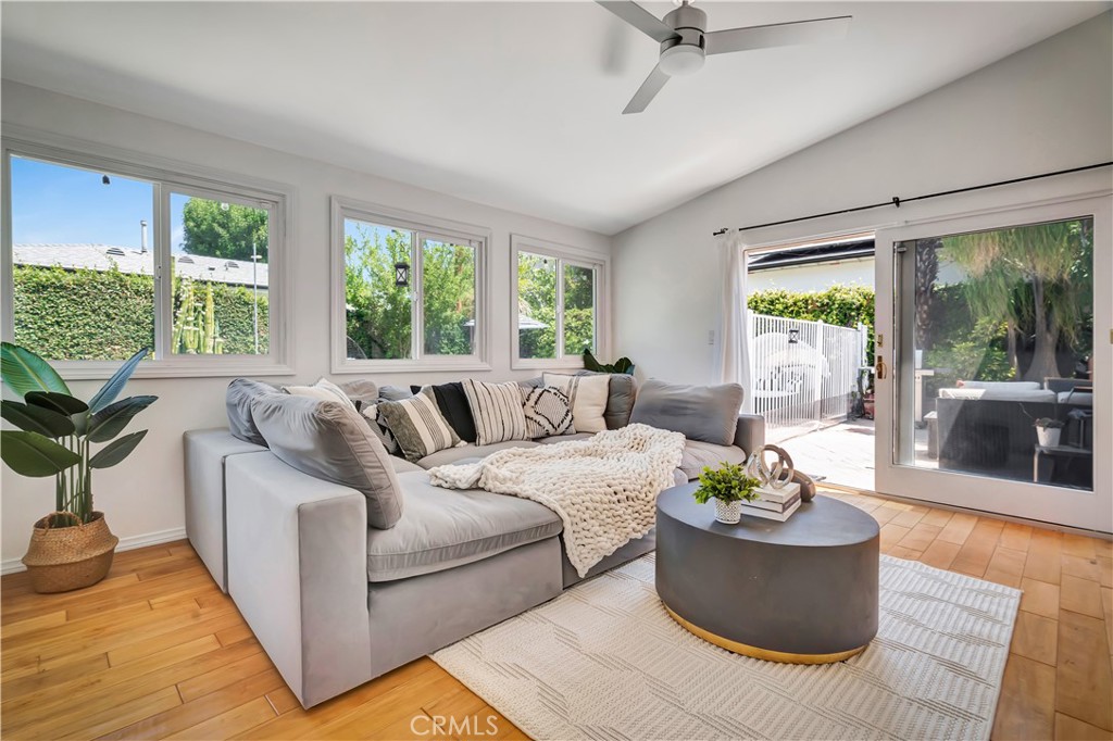 21907 De La Osa Street