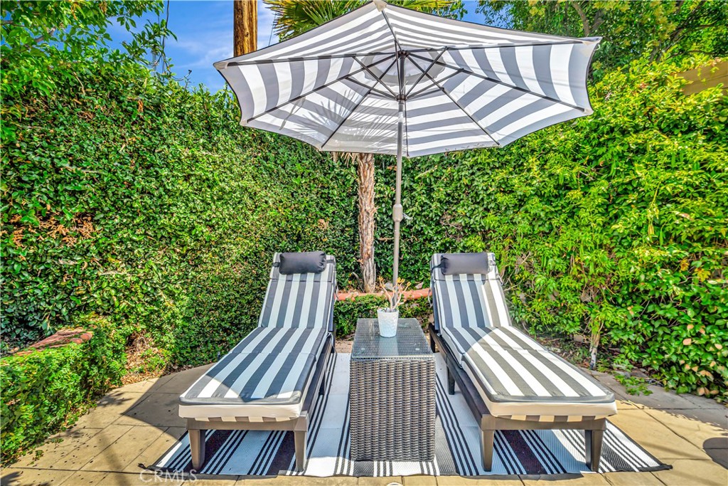 21907 De La Osa Street