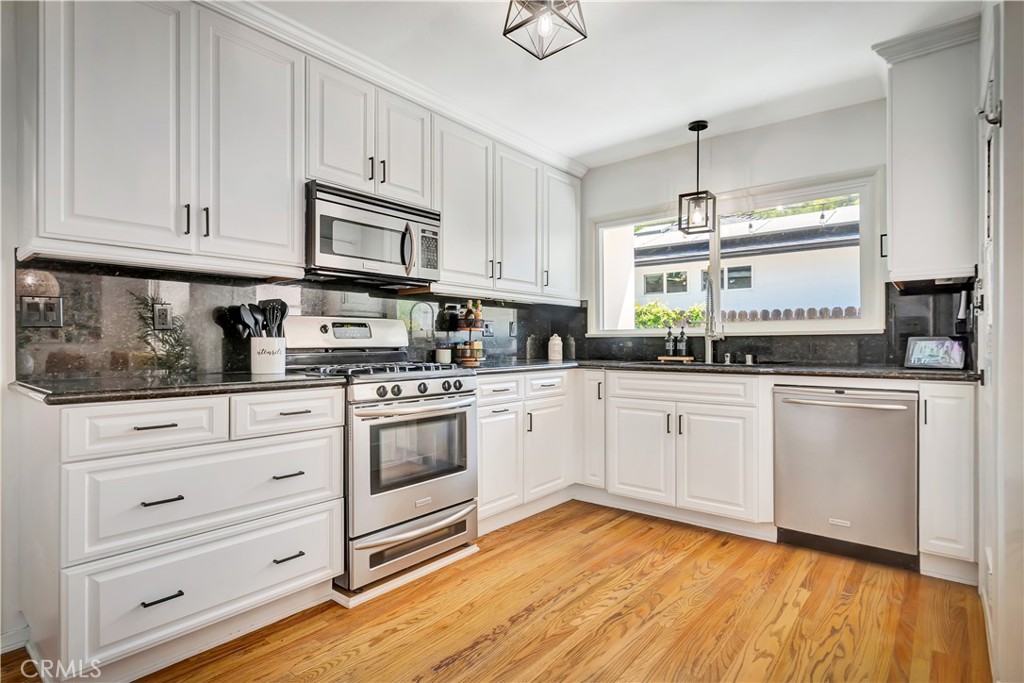 21907 De La Osa Street