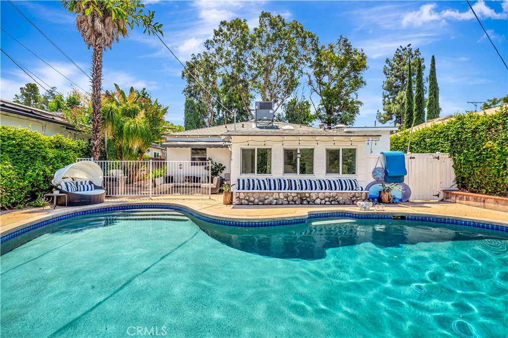 21907 De La Osa Street