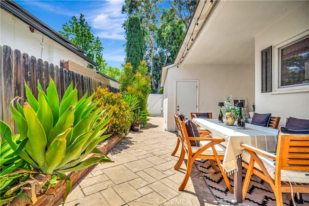 21907 De La Osa Street