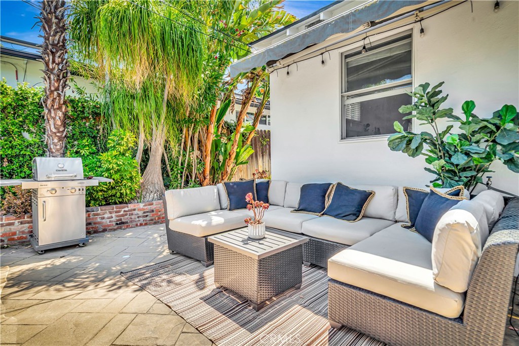 21907 De La Osa Street