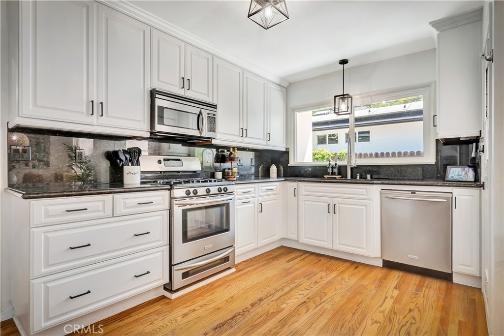 21907 De La Osa Street