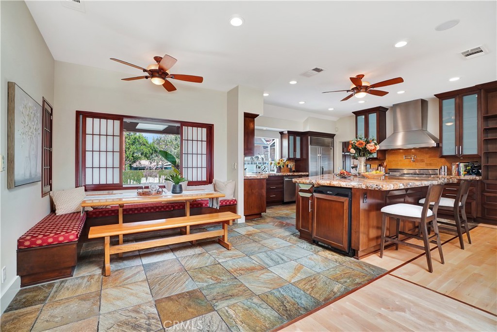 4532 Del Moreno Drive