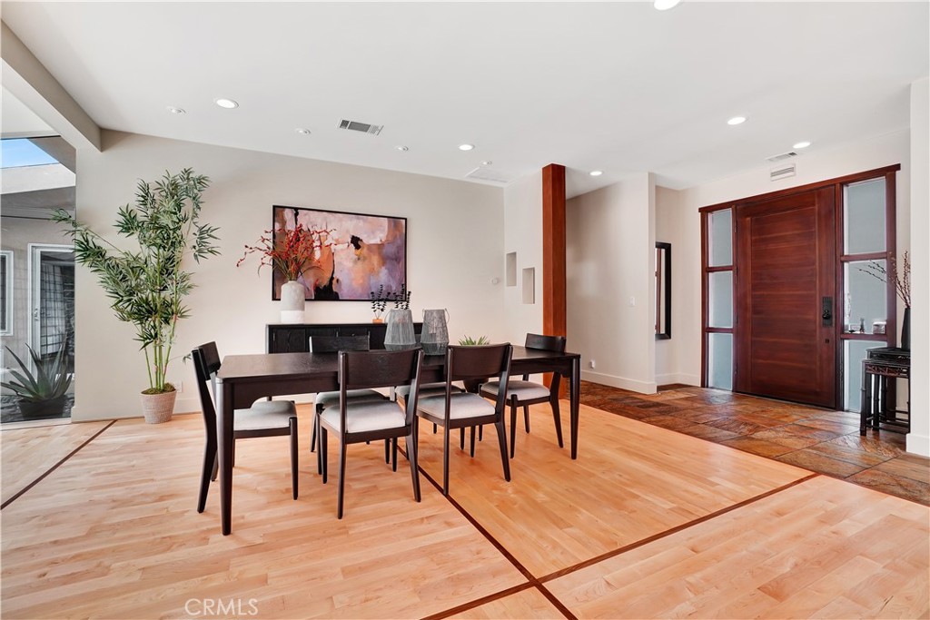 4532 Del Moreno Drive