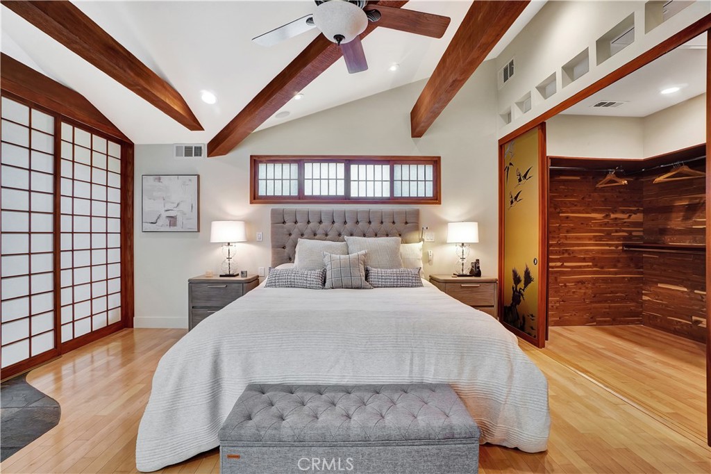 4532 Del Moreno Drive