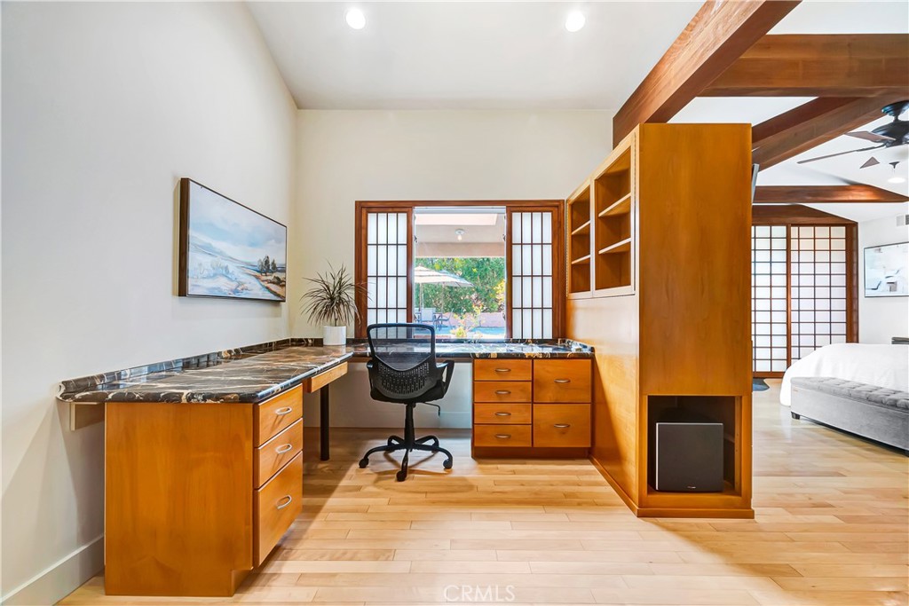 4532 Del Moreno Drive