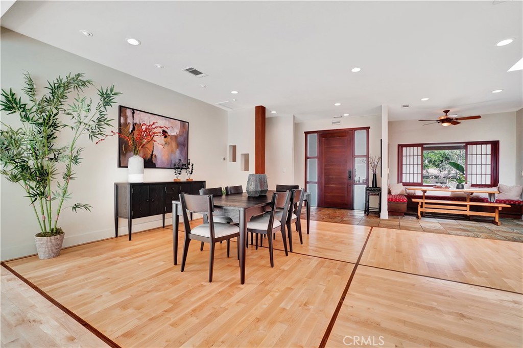 4532 Del Moreno Drive