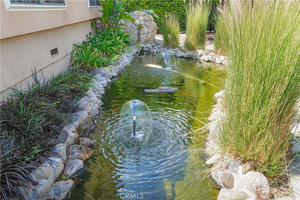 4532 Del Moreno Drive