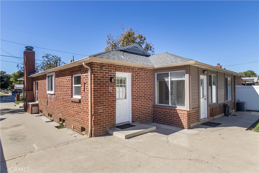 6834 Forbes