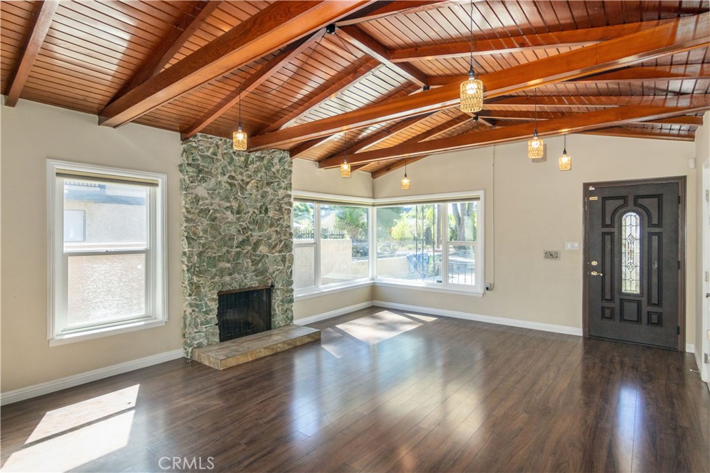 6834 Forbes