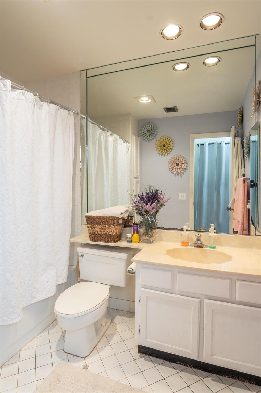 6101 Old Court 240 Road 240