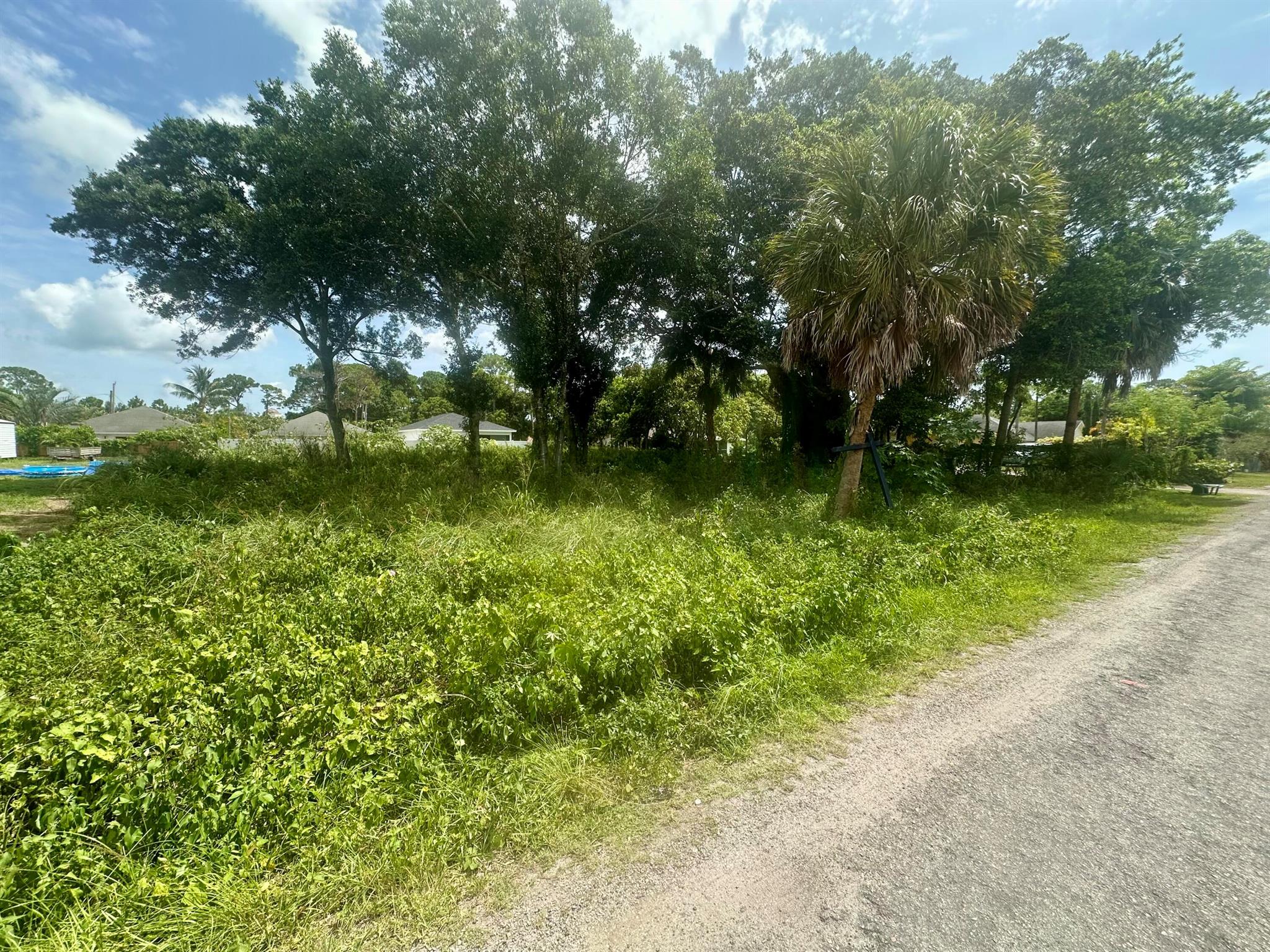 000 Palm Garden Street