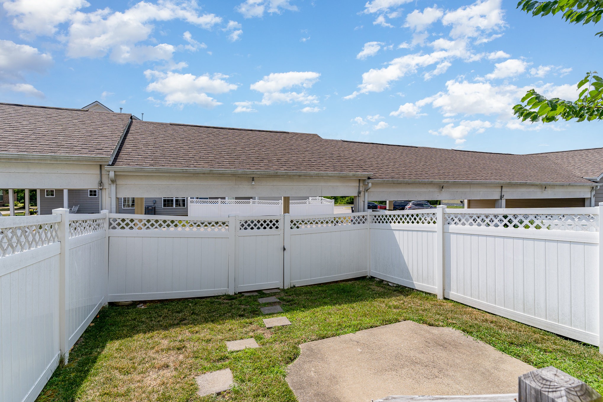 743 Westcott Ln