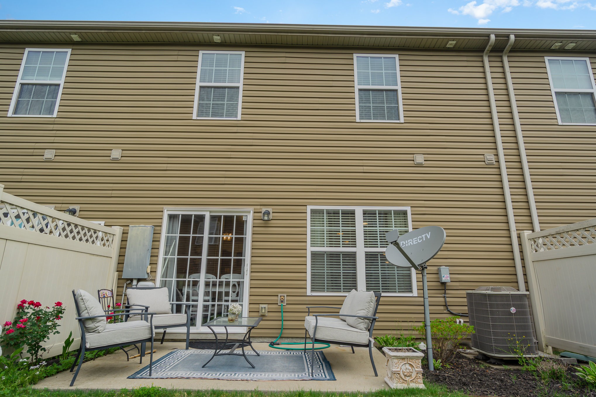 1316 Crown Point Pl