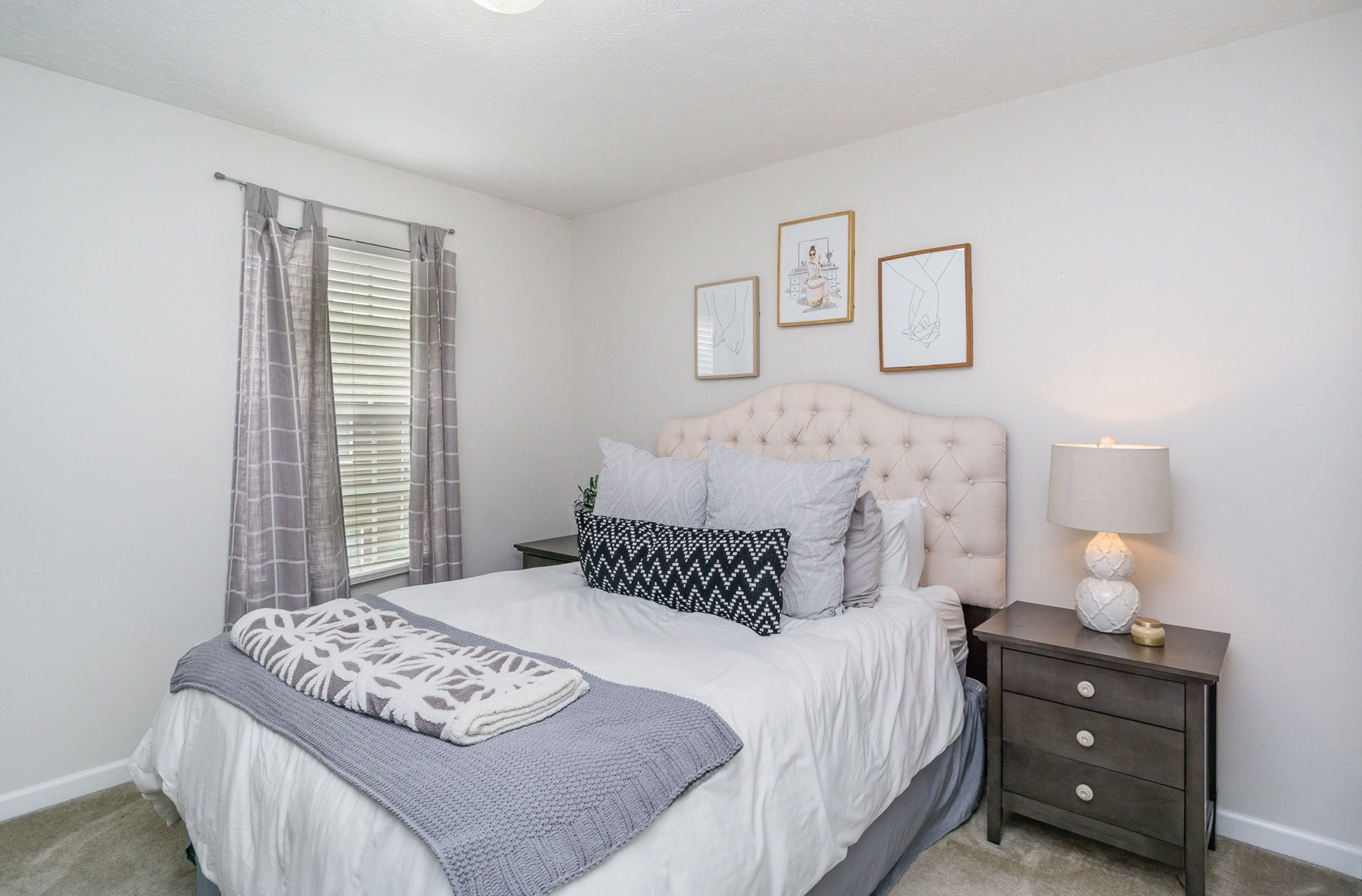 1316 Crown Point Pl