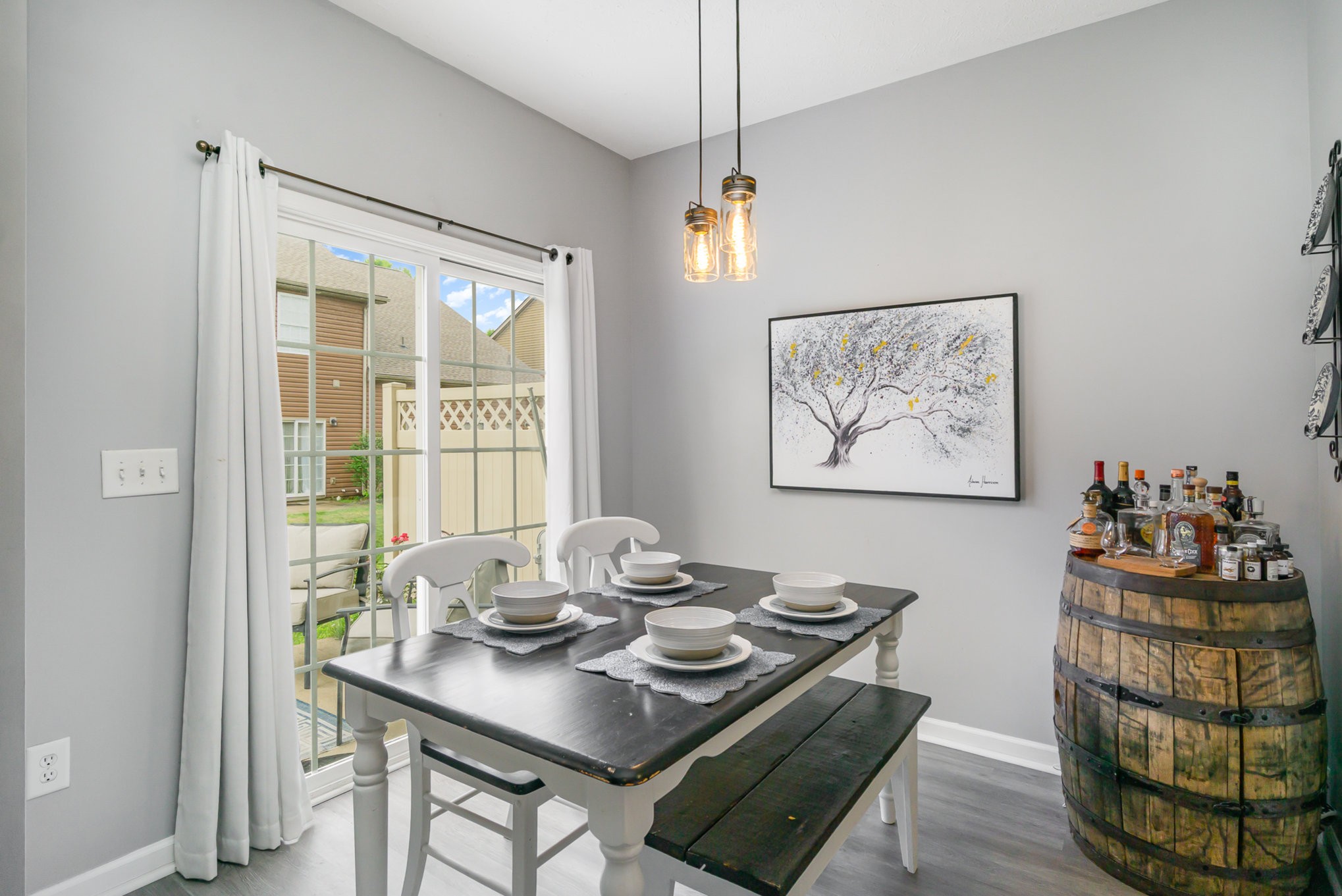 1316 Crown Point Pl