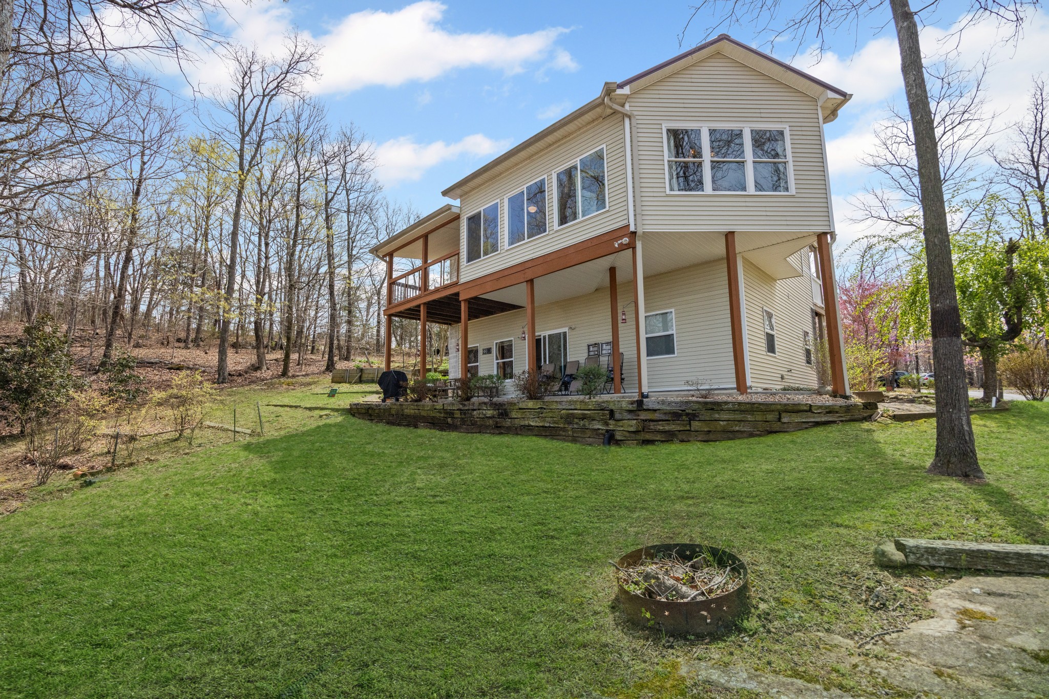 300 Iron Gap Rd