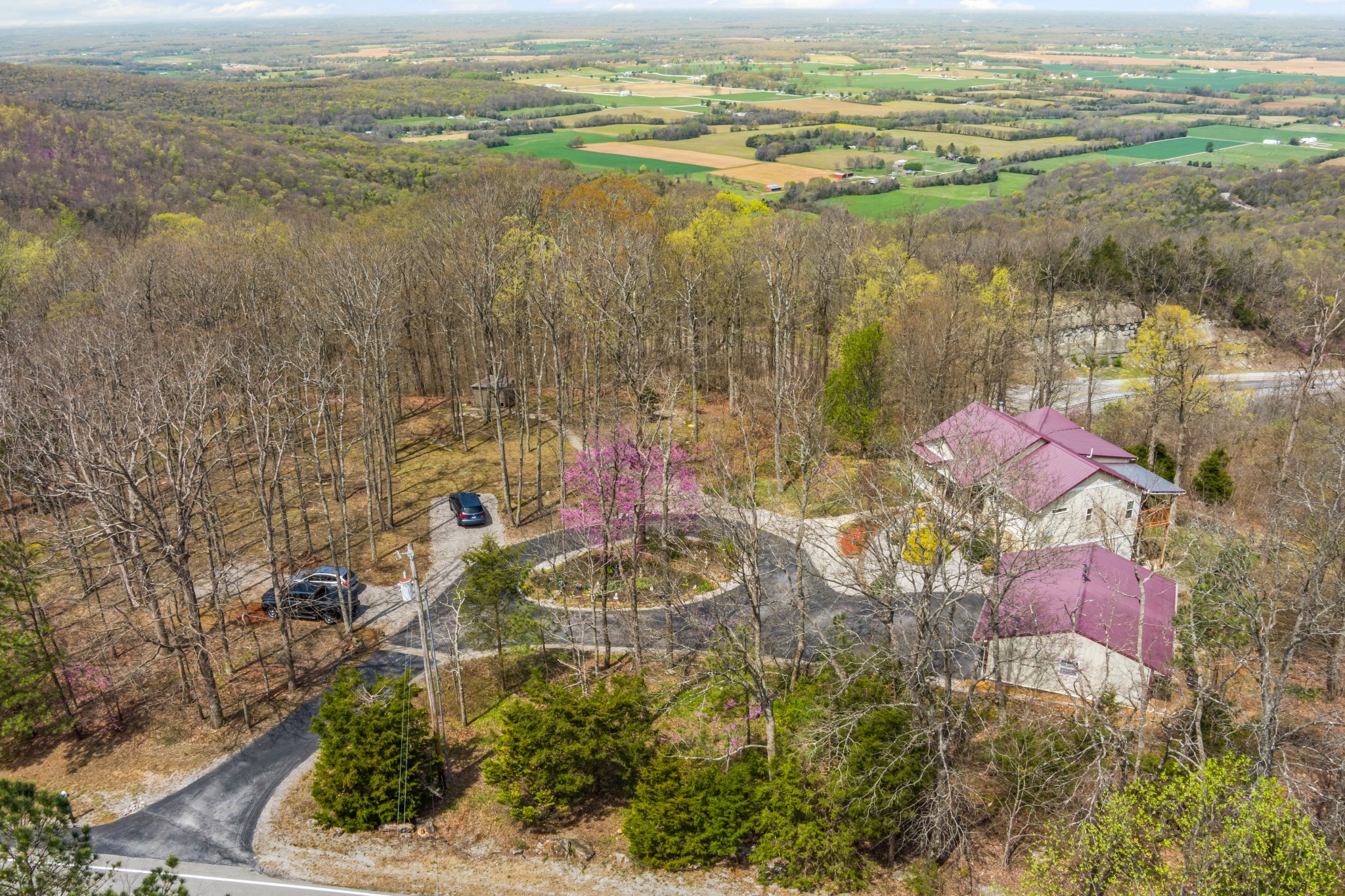 300 Iron Gap Rd