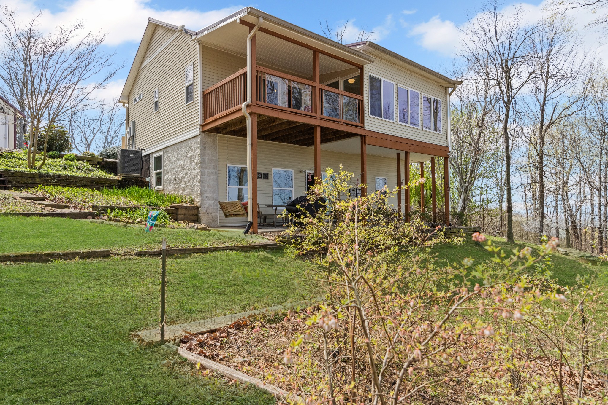 300 Iron Gap Rd