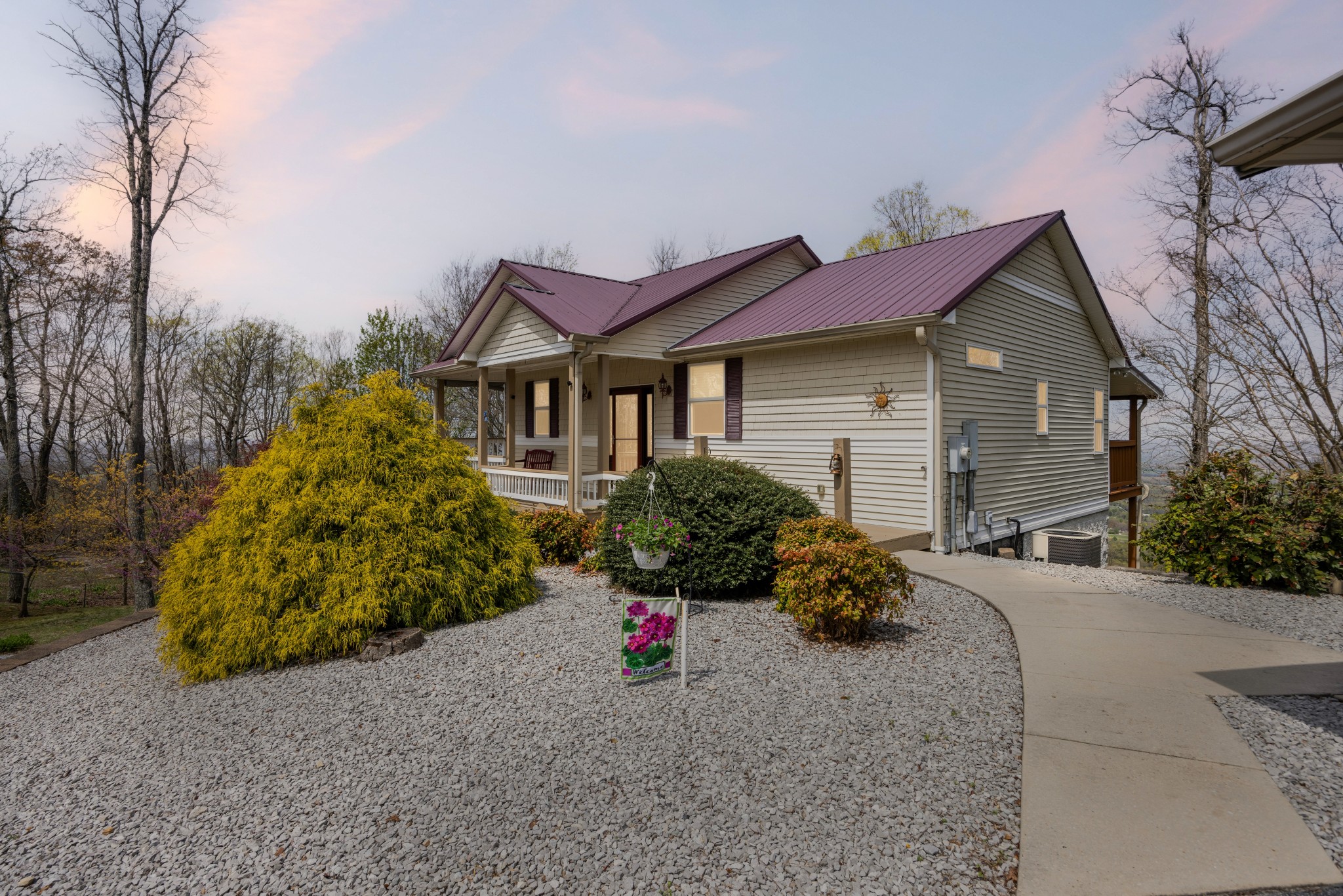 300 Iron Gap Rd