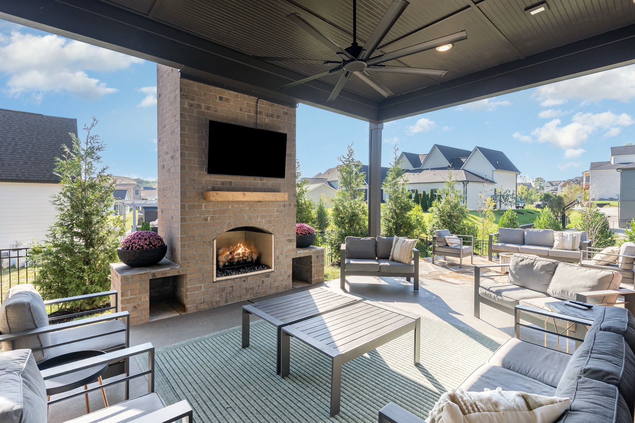 6009 Emma Victoria Dr