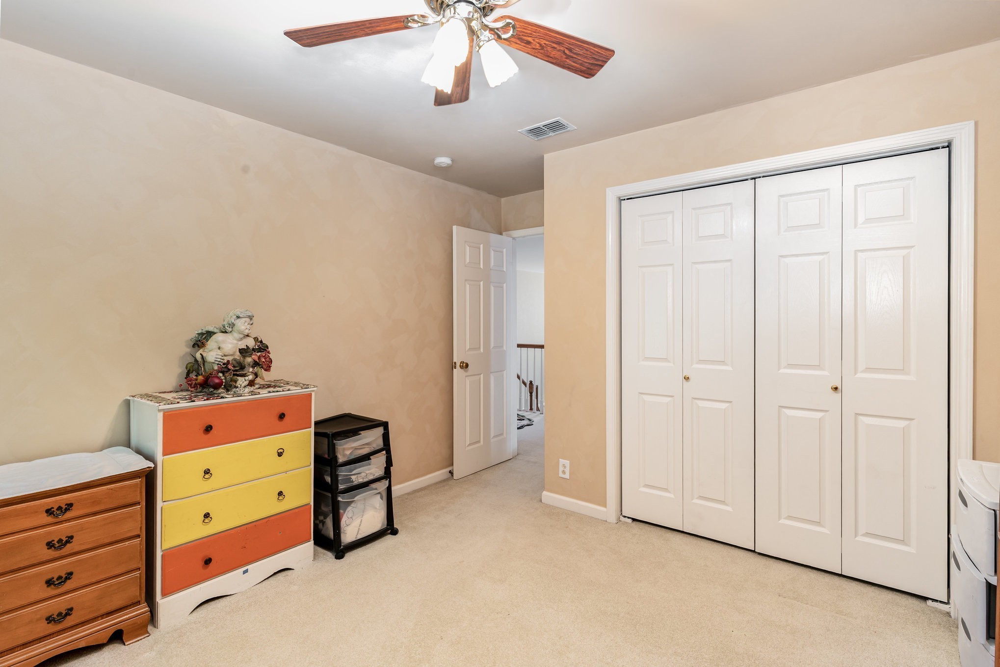 224 Logans Cir