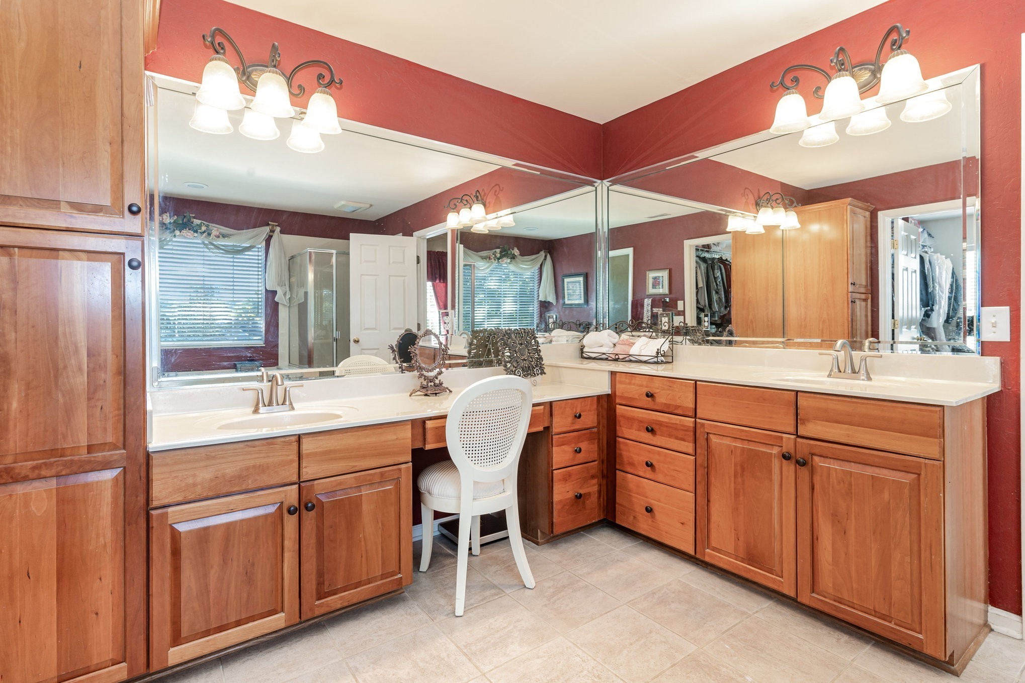 224 Logans Cir
