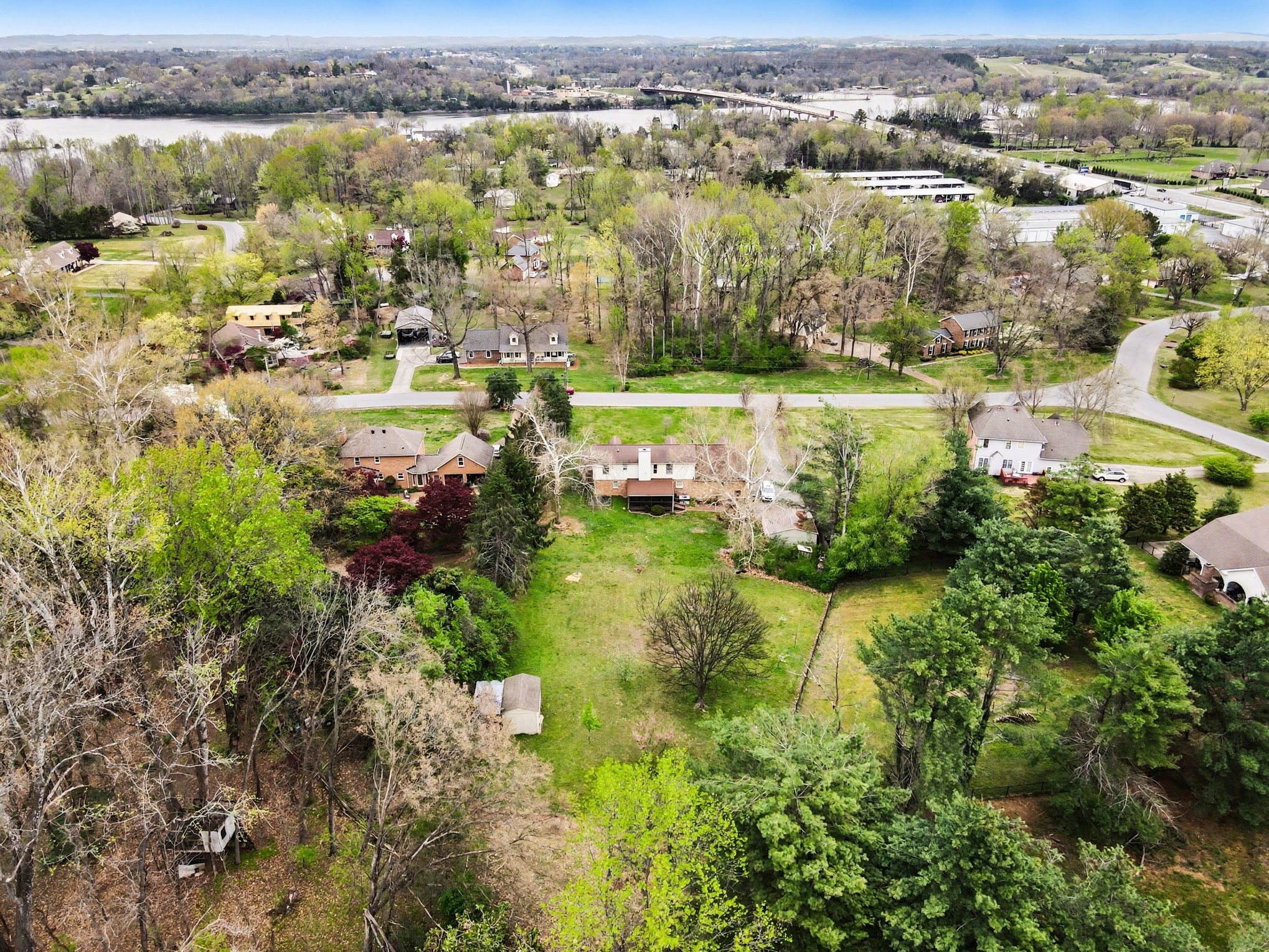 202 Applevalley Rd