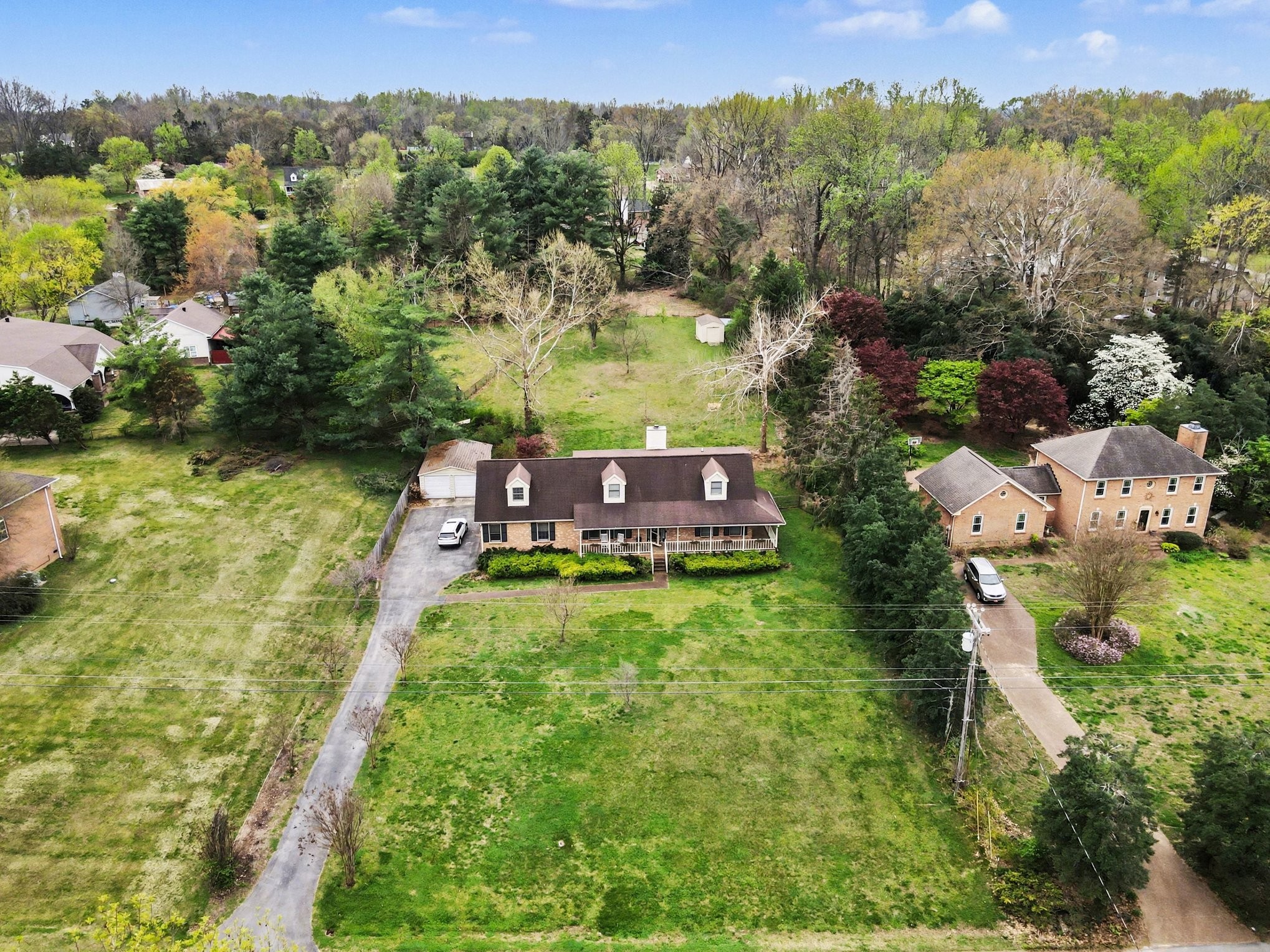 202 Applevalley Rd