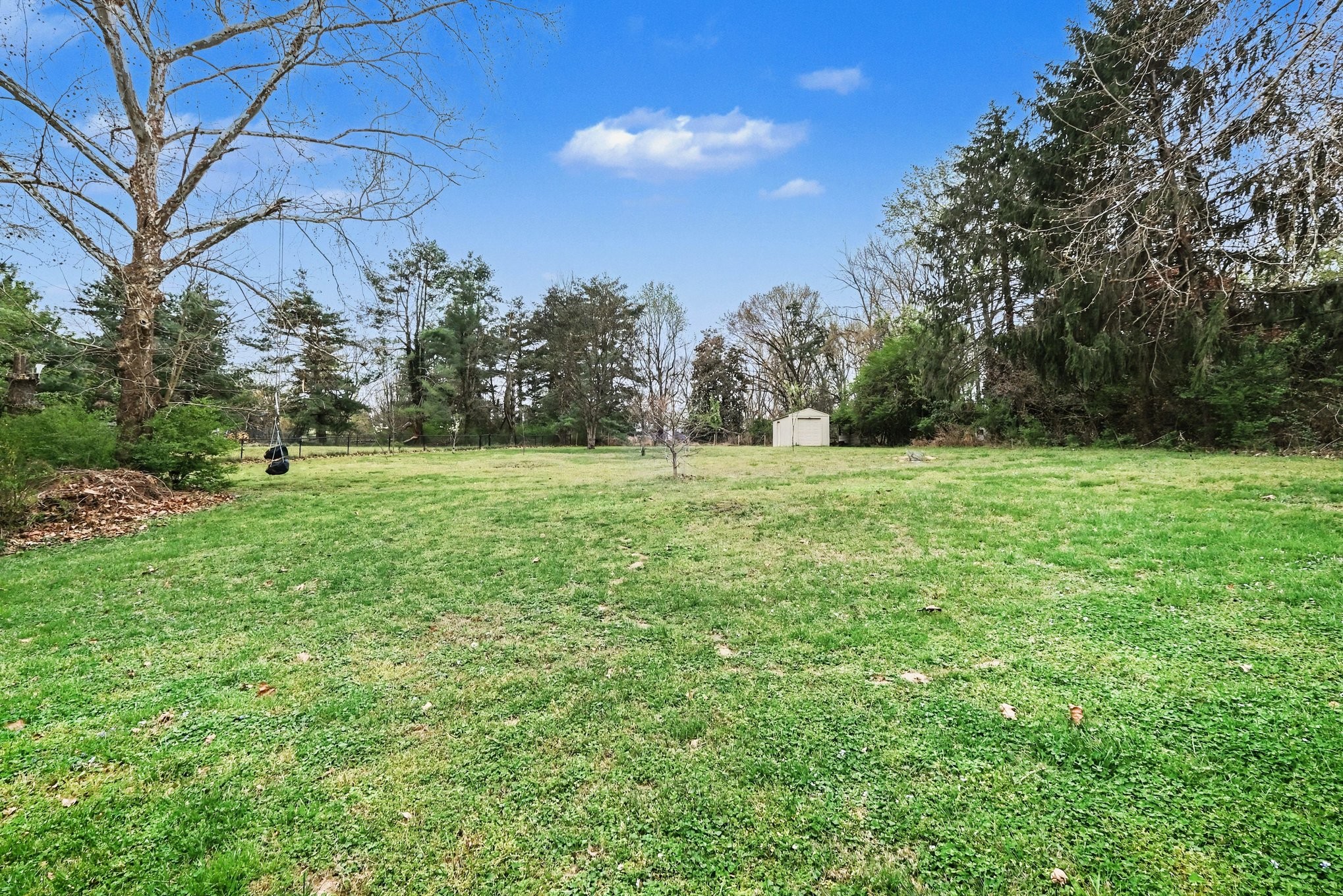 202 Applevalley Rd