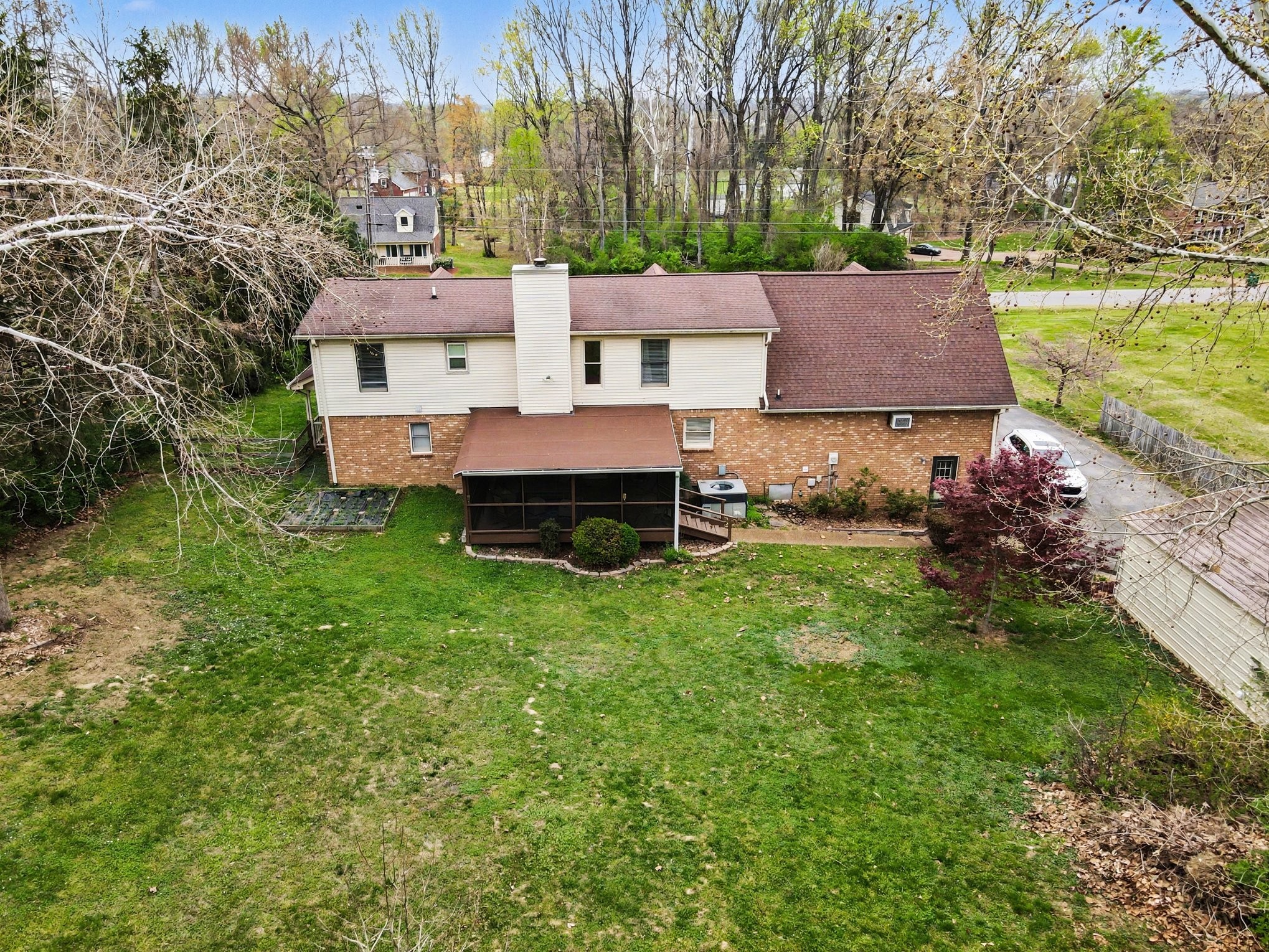 202 Applevalley Rd