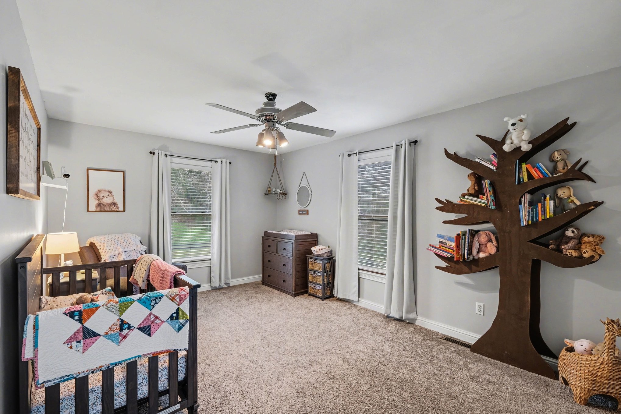 202 Applevalley Rd