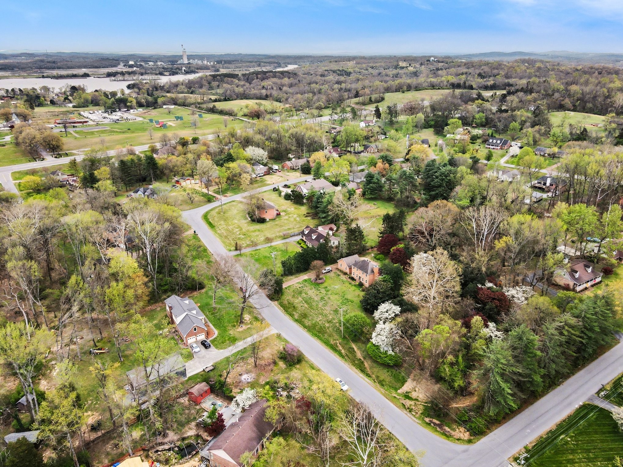 202 Applevalley Rd
