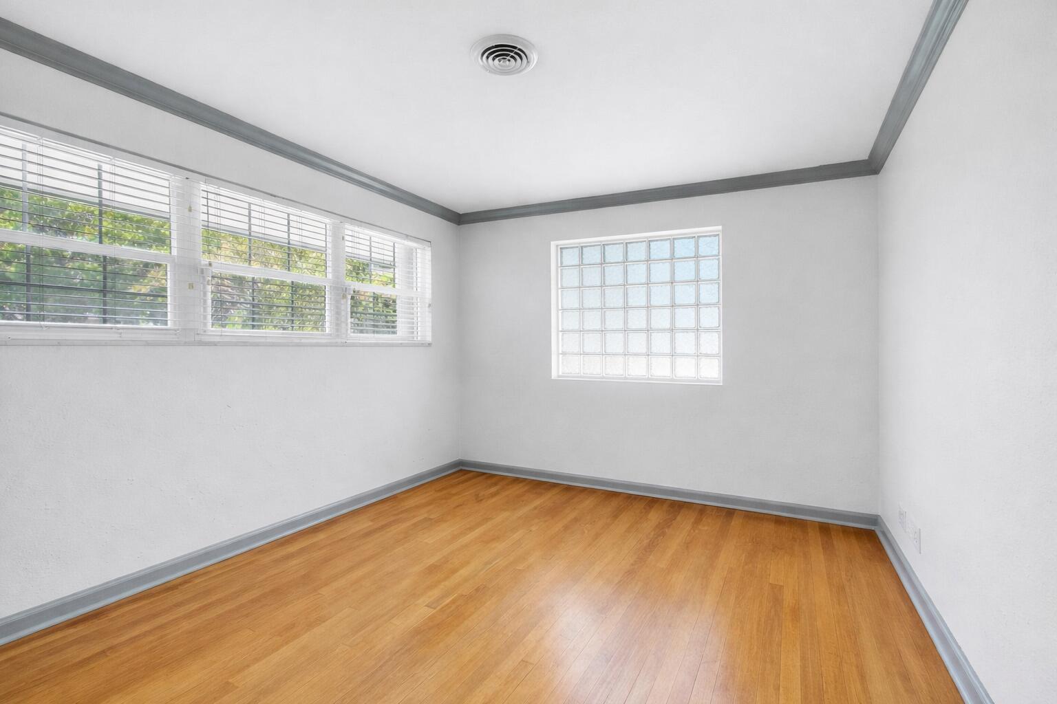 1004 N A Street