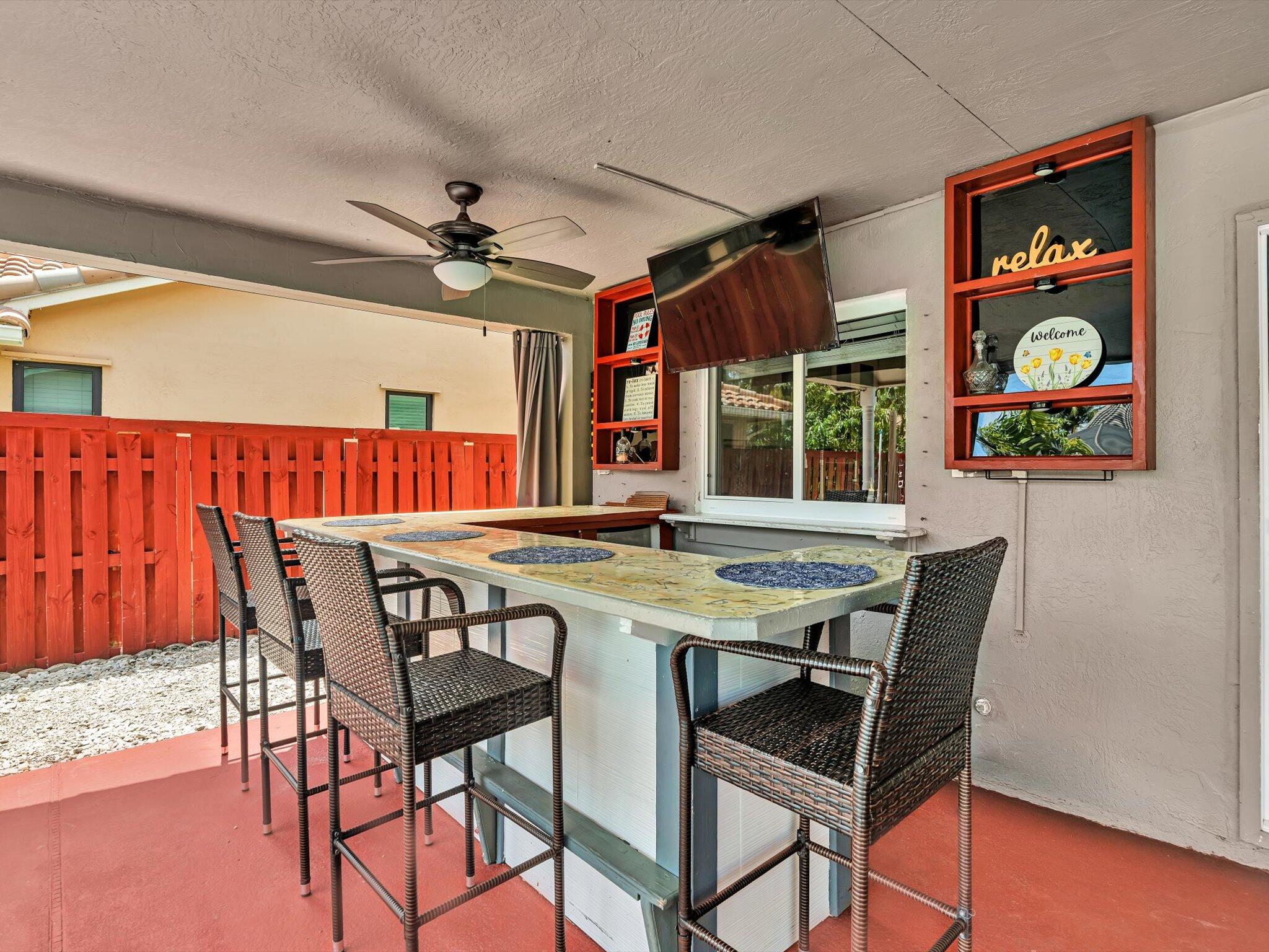 5165 NW 99th Way