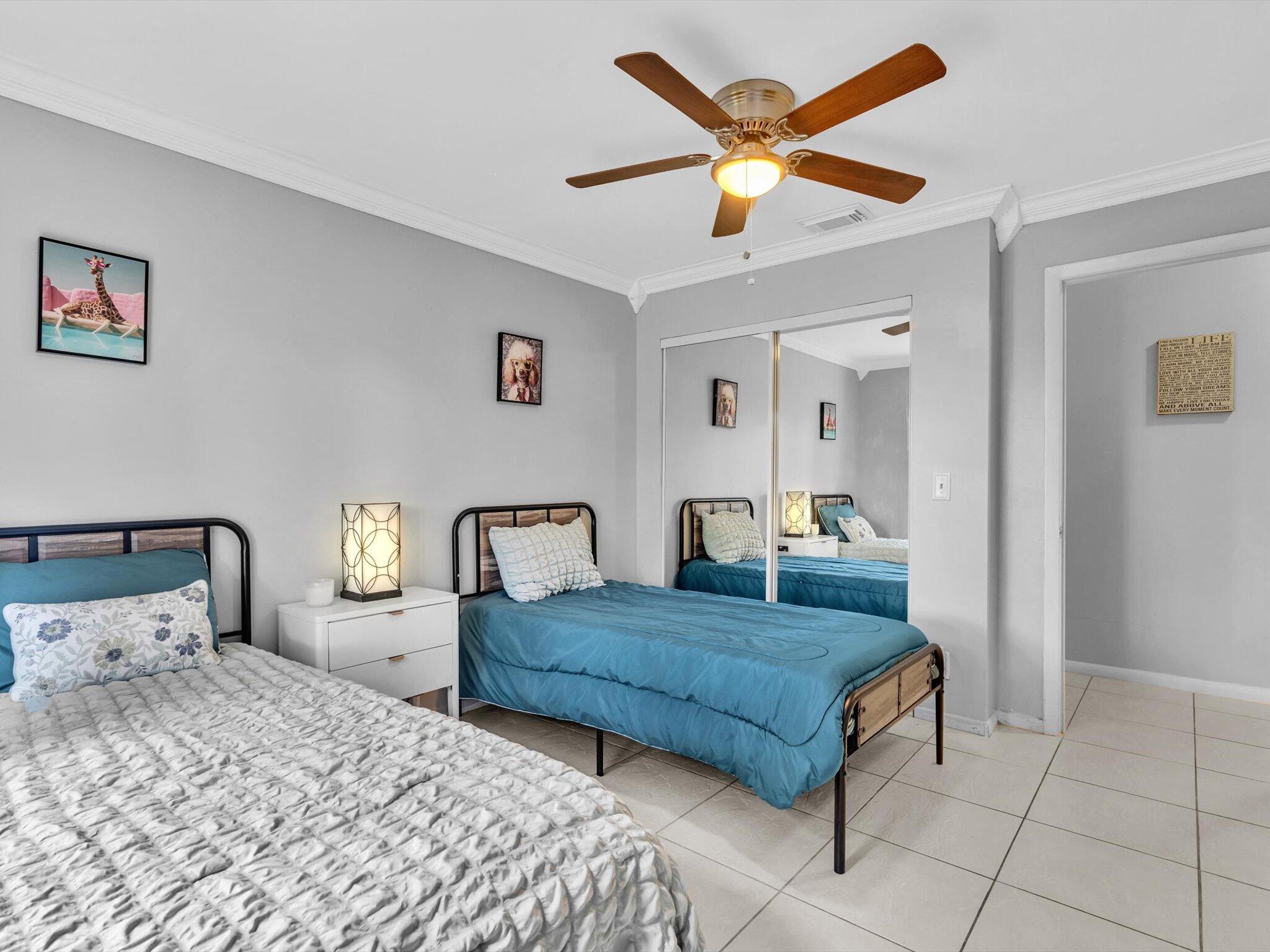 5165 NW 99th Way