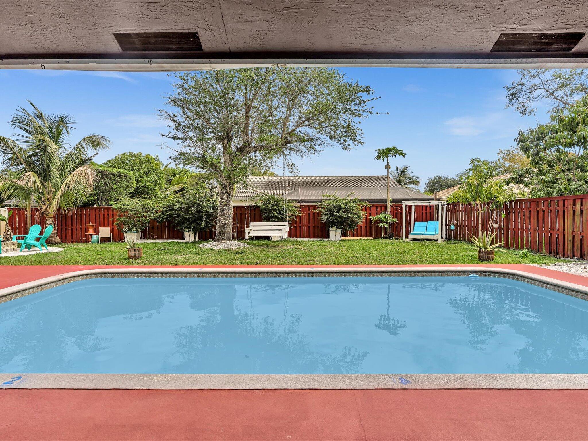 5165 NW 99th Way