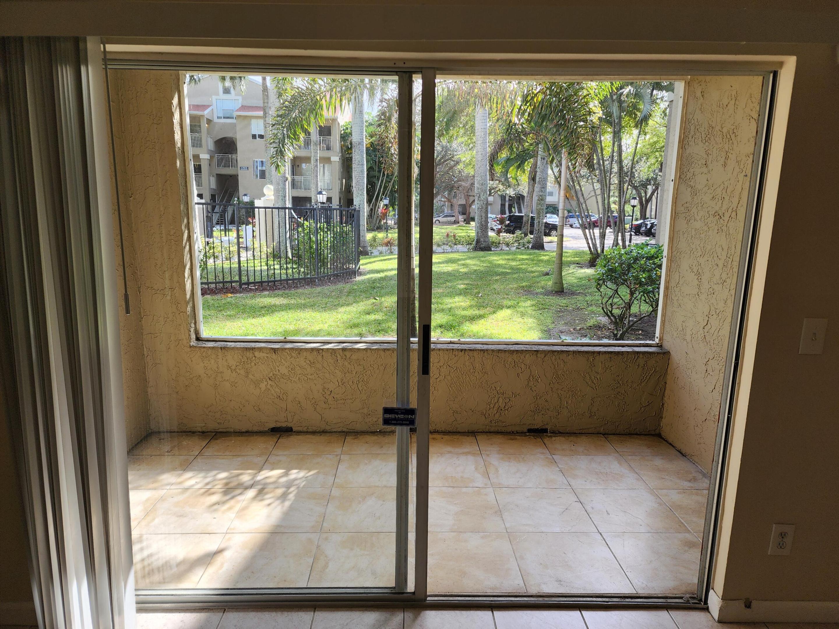 1740 Palm Cove Boulevard 4-103