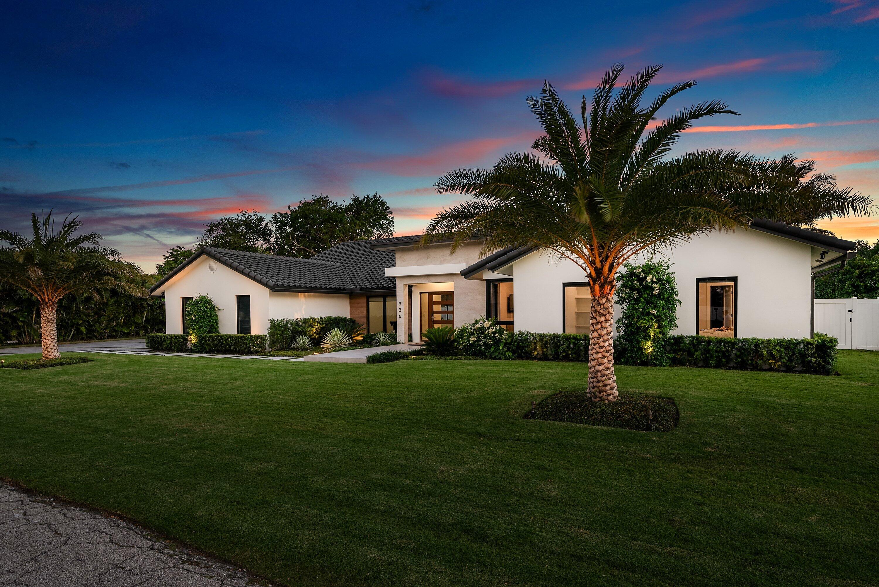 926 SW 35th Court