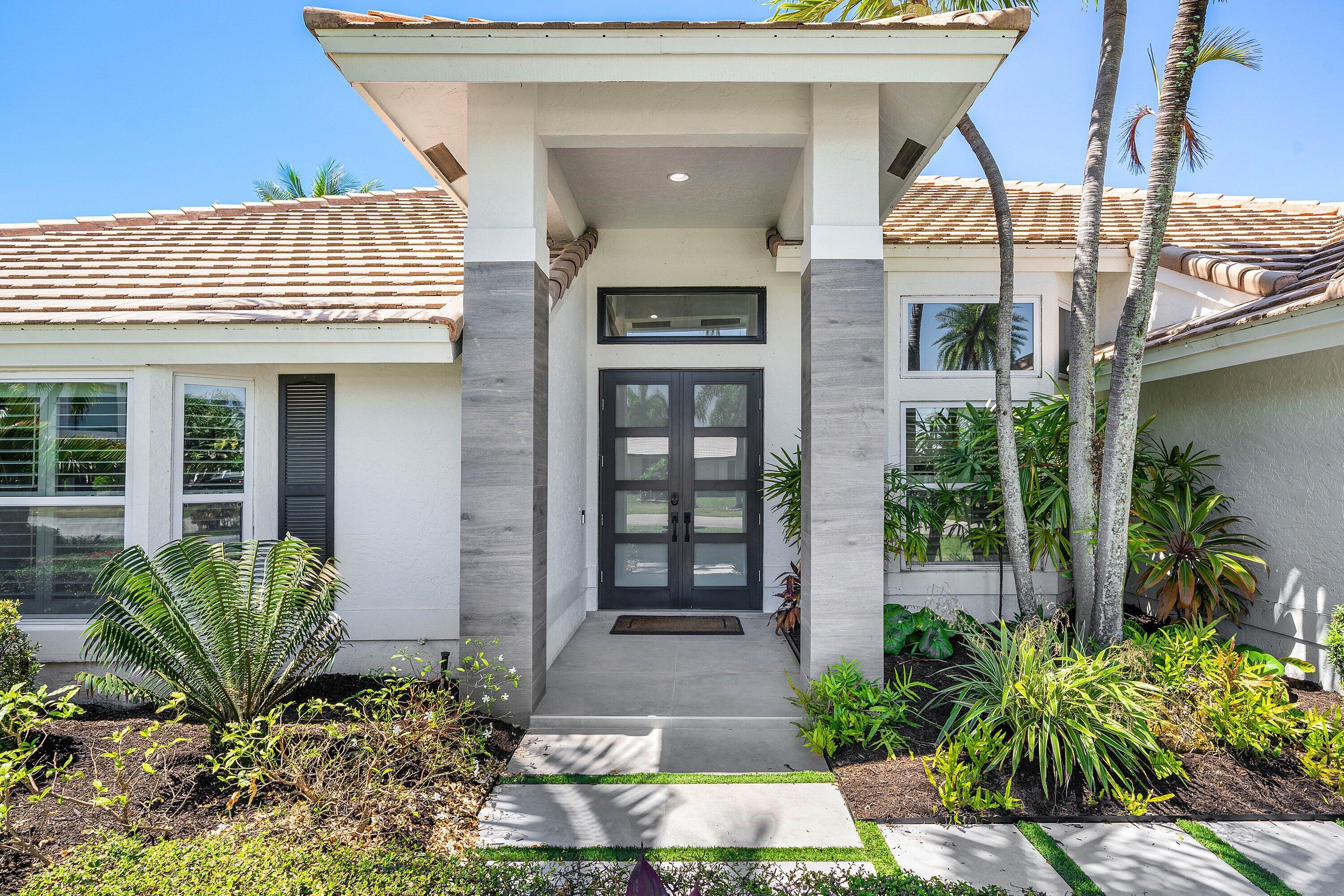 916 SW 37th Court