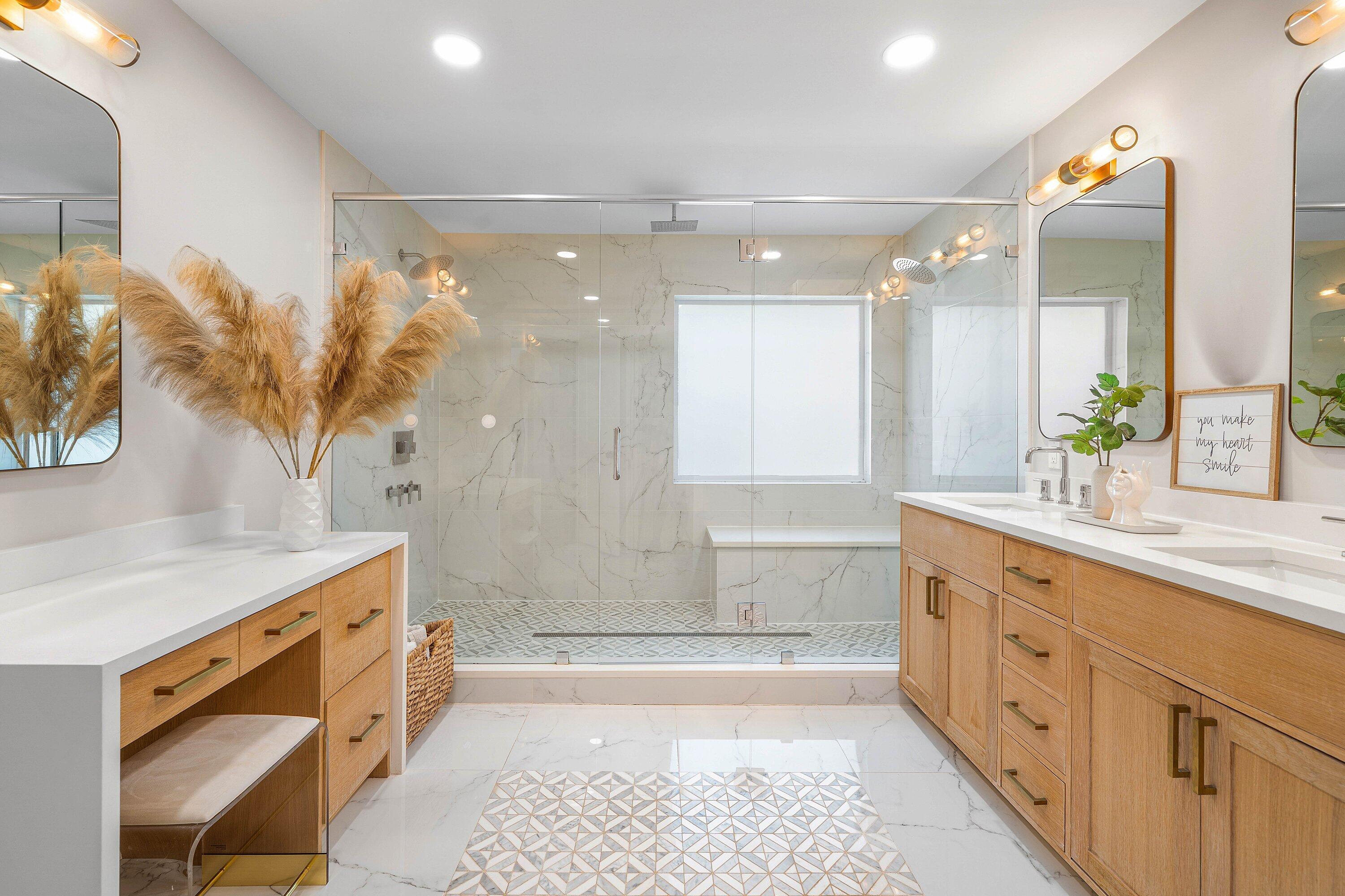 916 SW 37th Court